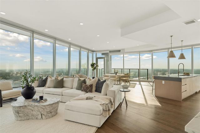 600 Guadalupe ST 6306, Austin, TX 78701