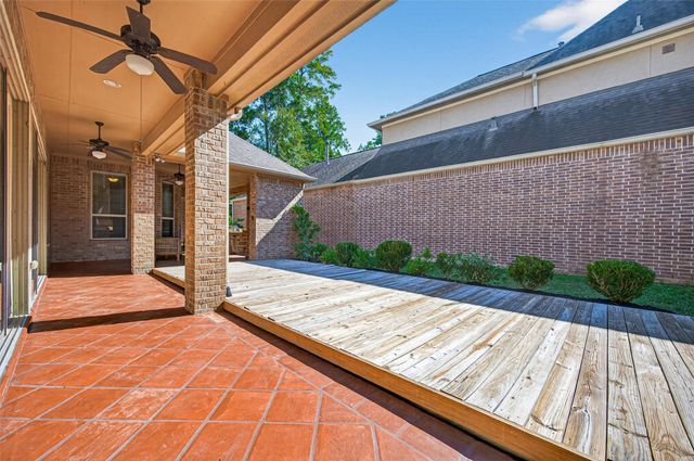 46 Sundown Ridge Place, Tomball, TX 77375