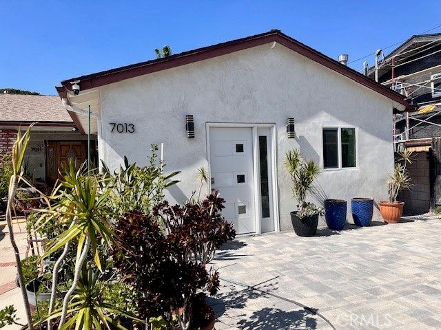 7013 Bellaire, North Hollywood, CA 91605