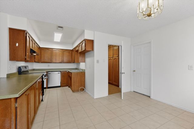 3825 Altez Street NE, Albuquerque, NM 87111