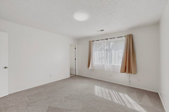 3825 Altez Street NE, Albuquerque, NM 87111