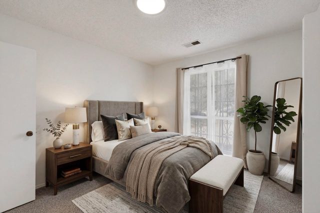 3825 Altez Street NE, Albuquerque, NM 87111