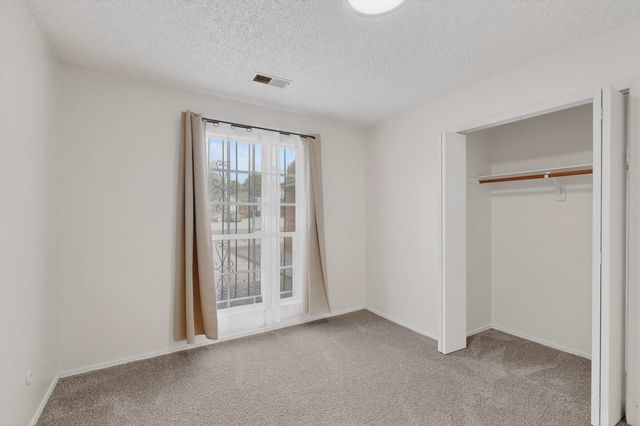 3825 Altez Street NE, Albuquerque, NM 87111