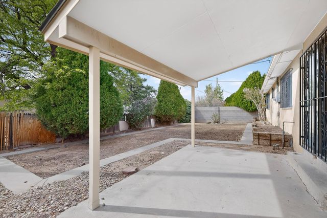 3825 Altez Street NE, Albuquerque, NM 87111