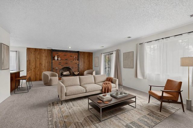 3825 Altez Street NE, Albuquerque, NM 87111