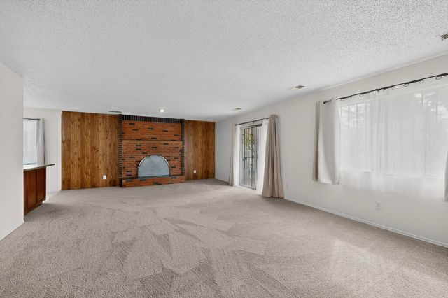 3825 Altez Street NE, Albuquerque, NM 87111