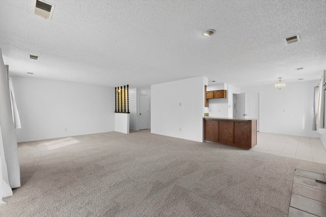 3825 Altez Street NE, Albuquerque, NM 87111