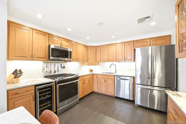 349 Martling Avenue, Tarrytown, NY 10591