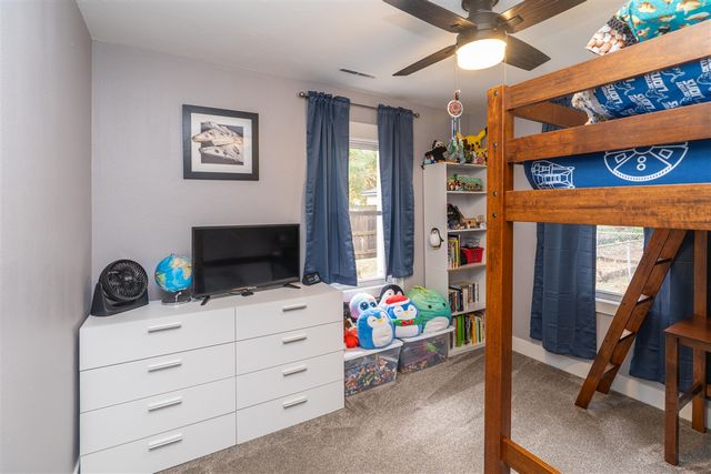 517 S Sheridan Drive, Muskegon, MI 49442