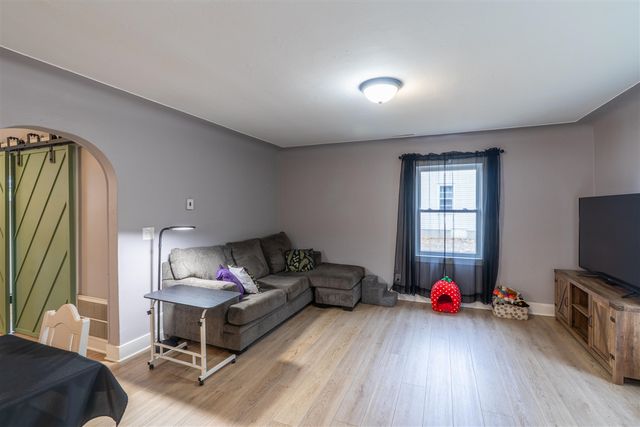 517 S Sheridan Drive, Muskegon, MI 49442