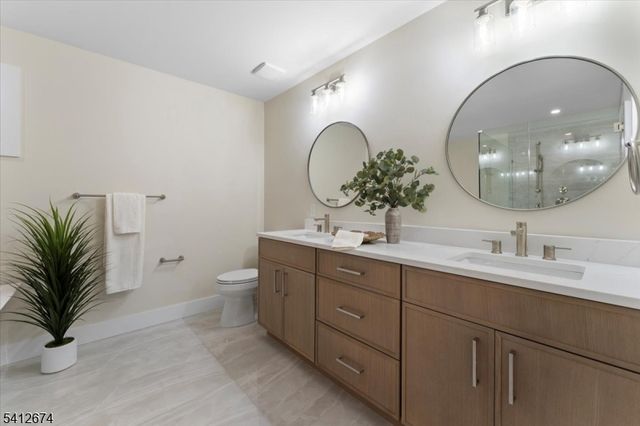 105 Wyoming St, Westfield Town, NJ 07090