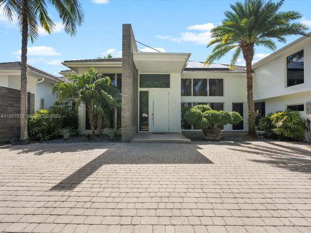 224 S Island, Golden Beach, FL 33160