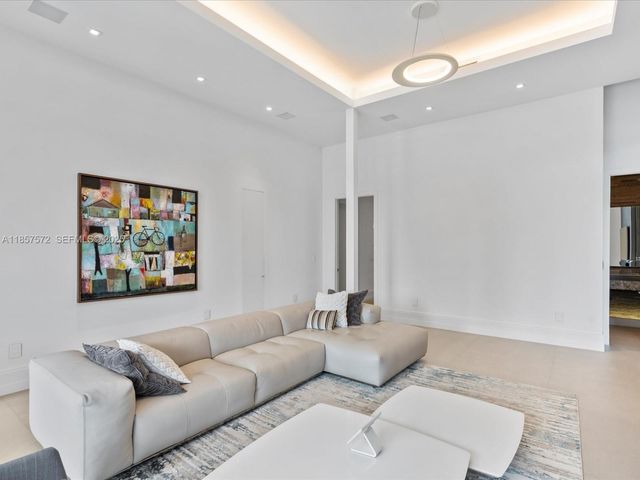 224 S Island, Golden Beach, FL 33160