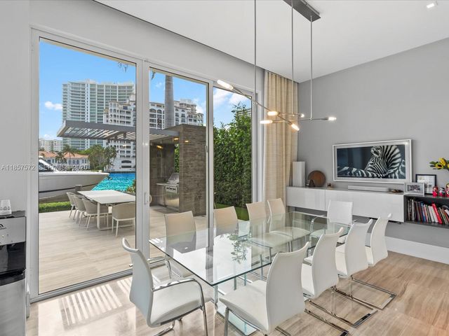 224 S Island, Golden Beach, FL 33160