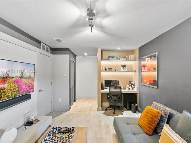 224 S Island, Golden Beach, FL 33160