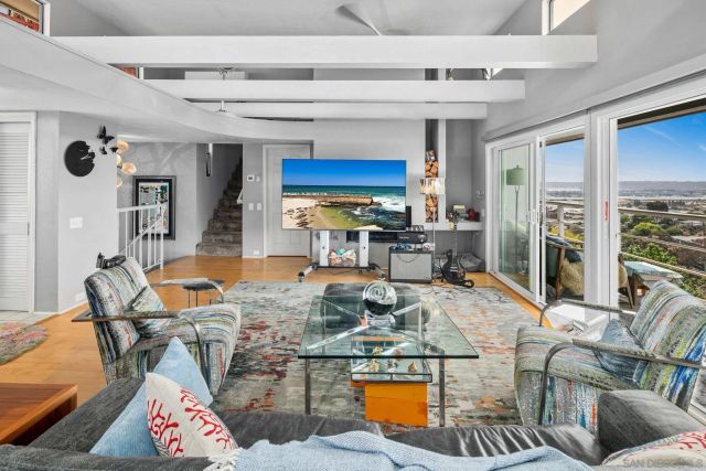 1694 Torrance St, San Diego, CA 92103