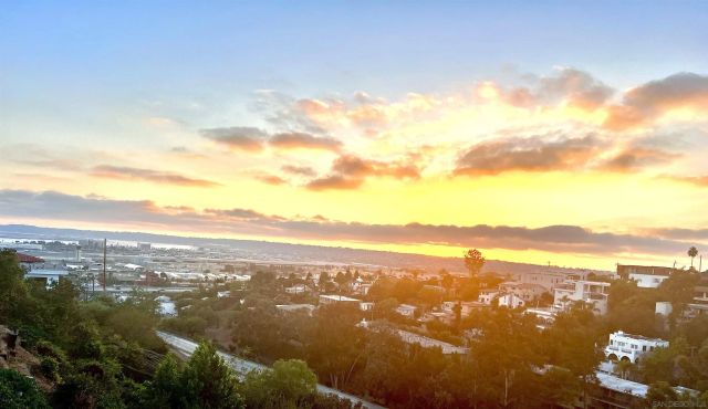 1694 Torrance St, San Diego, CA 92103