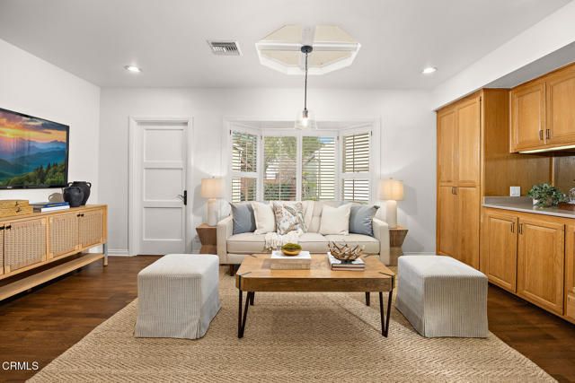 2046 Marengo Avenue, South Pasadena, CA 91030