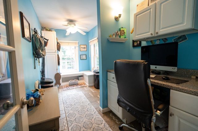 87 Berkshire Dr, Westfield, MA 01085