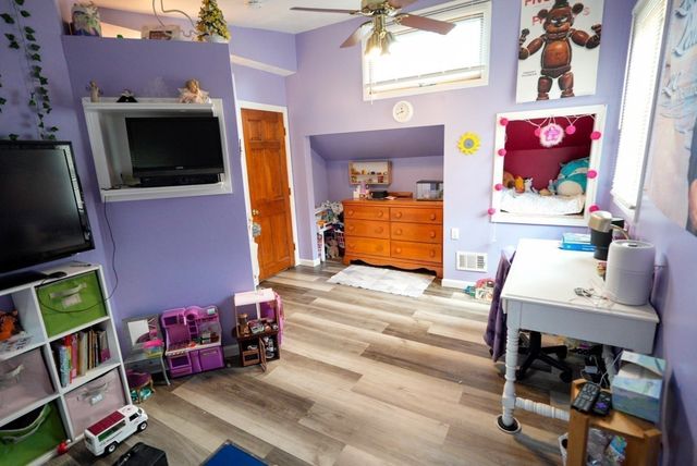 87 Berkshire Dr, Westfield, MA 01085