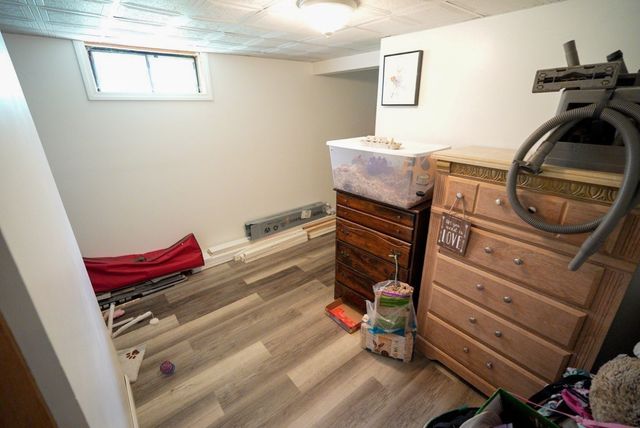 87 Berkshire Dr, Westfield, MA 01085