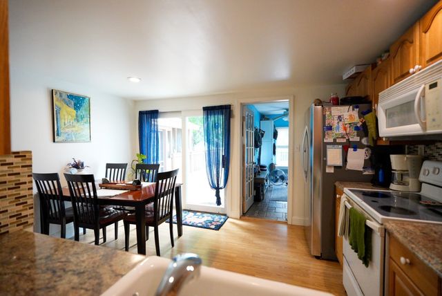 87 Berkshire Dr, Westfield, MA 01085