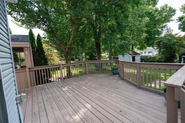 87 Berkshire Dr, Westfield, MA 01085