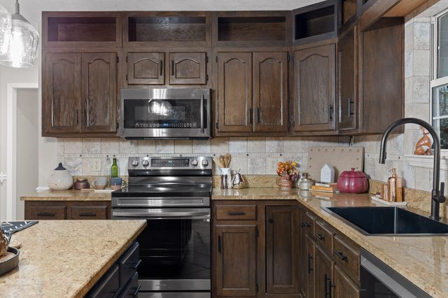 6900 Snow View Lane, Ooltewah, TN 37363