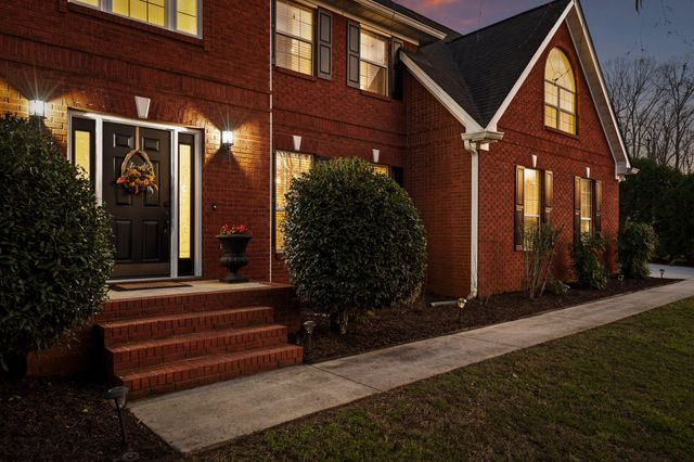 6900 Snow View Lane, Ooltewah, TN 37363