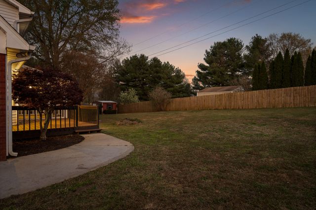 6900 Snow View Lane, Ooltewah, TN 37363