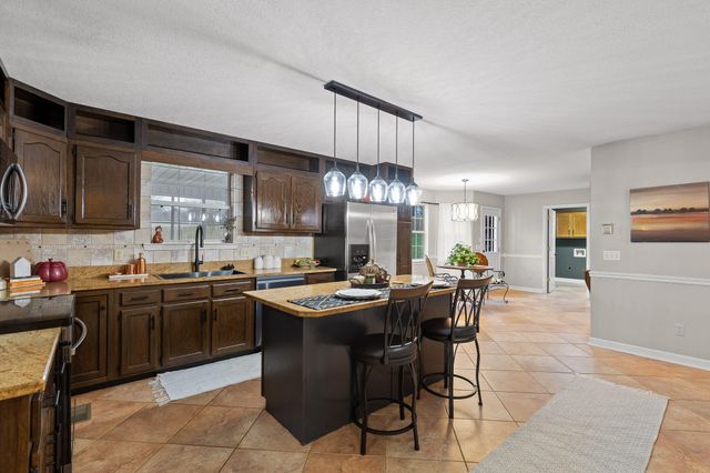 6900 Snow View Lane, Ooltewah, TN 37363