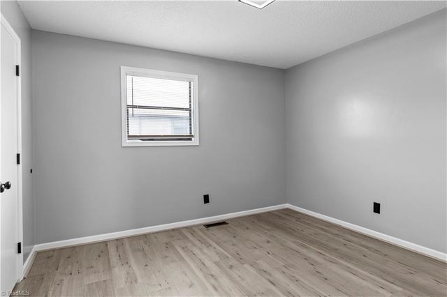 440 Vista Circle A, Winston-salem, NC 27106