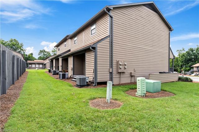 440 Vista Circle A, Winston-salem, NC 27106