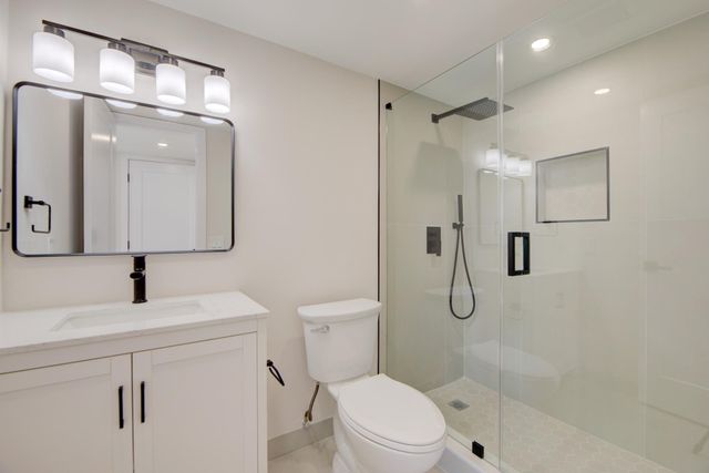 2322 S Cypress Bend Drive 411, Pompano Beach, FL 33069