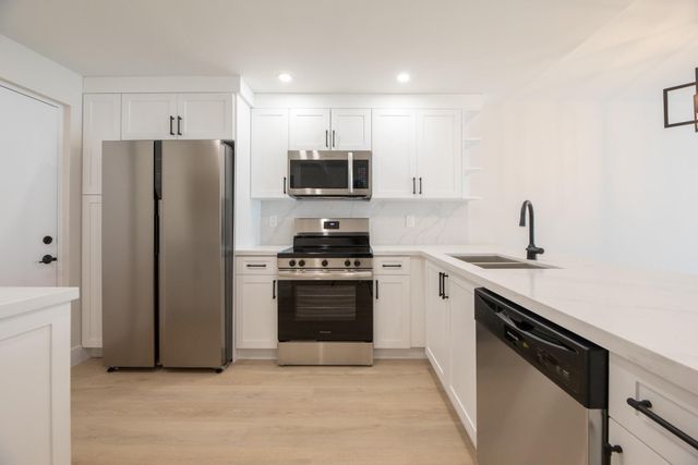 2322 S Cypress Bend Drive 411, Pompano Beach, FL 33069