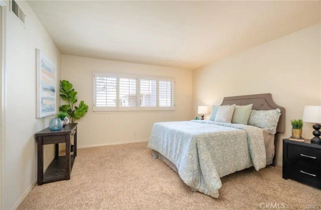 11 Lafayette Court, Manhattan Beach, CA 90266