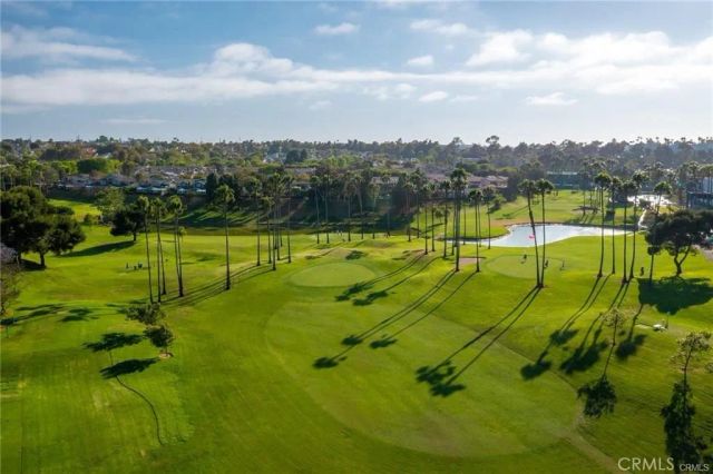 11 Lafayette Court, Manhattan Beach, CA 90266