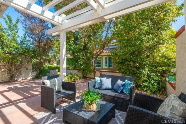 11 Lafayette Court, Manhattan Beach, CA 90266