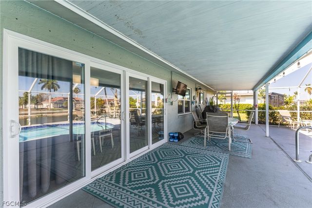 2213 NE 4th ST, Cape Coral, FL 33909