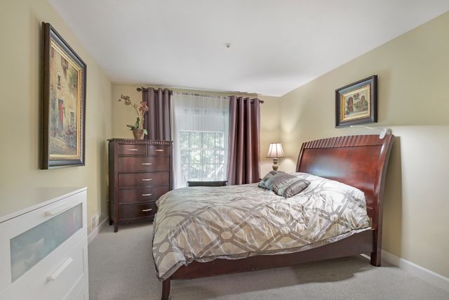 5500 Carriageway Drive 309, Rolling Meadows, IL 60008