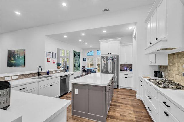 23419 Timbarra Glen Drive, New Caney, TX 77357