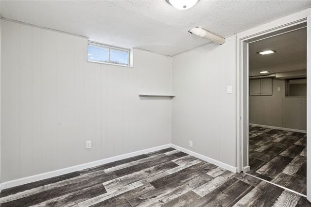 1300 E 34th Street, Des Moines, IA 50317