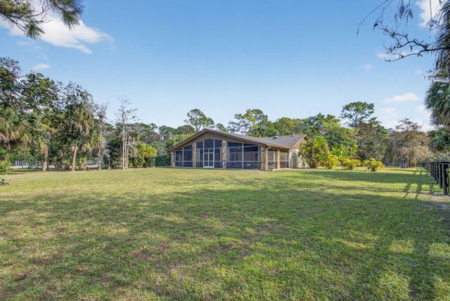 1713 Arabian Drive, Loxahatchee, FL 33470