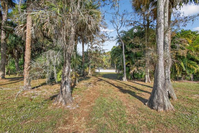 1713 Arabian Drive, Loxahatchee, FL 33470