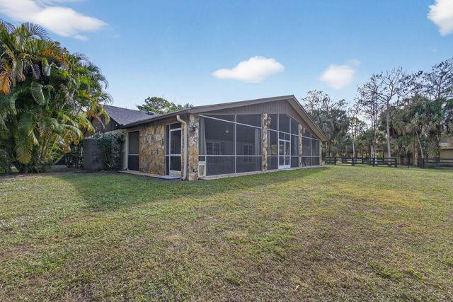 1713 Arabian Drive, Loxahatchee, FL 33470