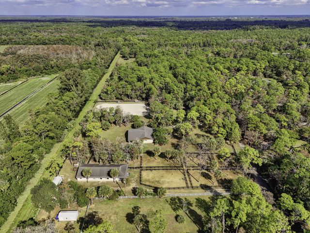 1713 Arabian Drive, Loxahatchee, FL 33470