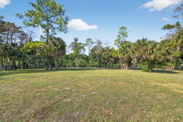 1713 Arabian Drive, Loxahatchee, FL 33470