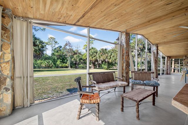 1713 Arabian Drive, Loxahatchee, FL 33470