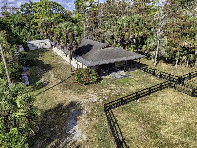 1713 Arabian Drive, Loxahatchee, FL 33470