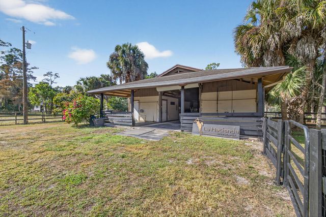 1713 Arabian Drive, Loxahatchee, FL 33470